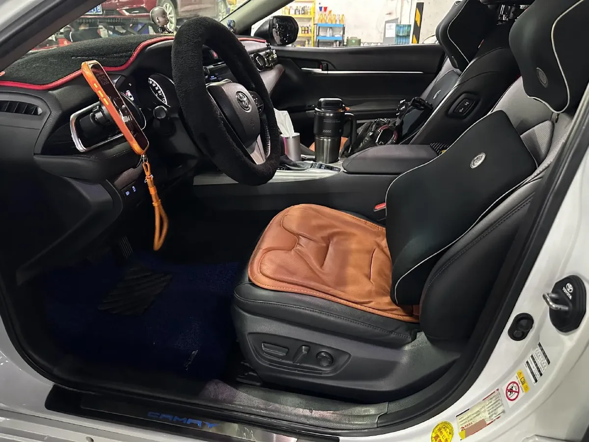 2018 Toyota Camry 2.5L 178HP L4 E-CVT Hybrid,autocango,china used car exporter,china ev exporter,chinese used car exporter,chinese used ev exporter