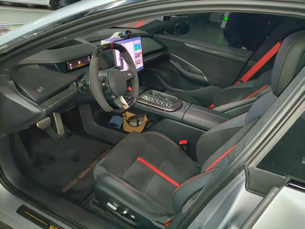 2025 MI SU7 Ultra BEV 93.7KWH,autocango,china used car exporter,china ev exporter,chinese used car exporter,chinese used ev exporter