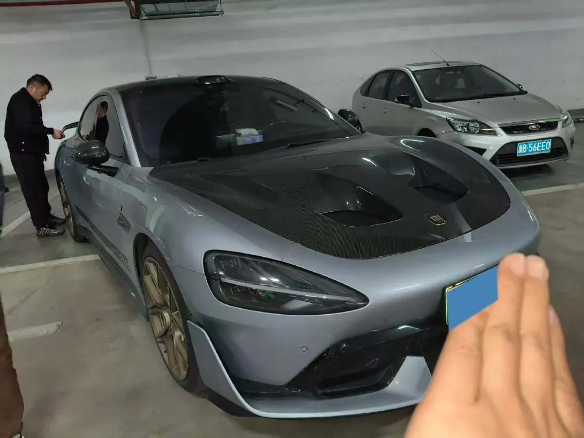 2025 MI SU7 Ultra BEV 93.7KWH,autocango,china used car exporter,china ev exporter,chinese used car exporter,chinese used ev exporter