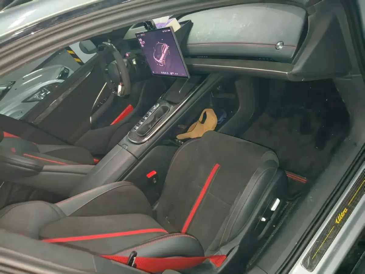 2025 MI SU7 Ultra BEV 93.7KWH,autocango,china used car exporter,china ev exporter,chinese used car exporter,chinese used ev exporter