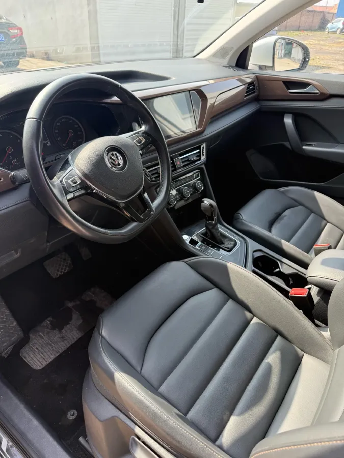 2020 Volkswagen Tharu 1.4T 150HP L4 7DCT,autocango,china used car exporter,china ev exporter,chinese used car exporter,chinese used ev exporter