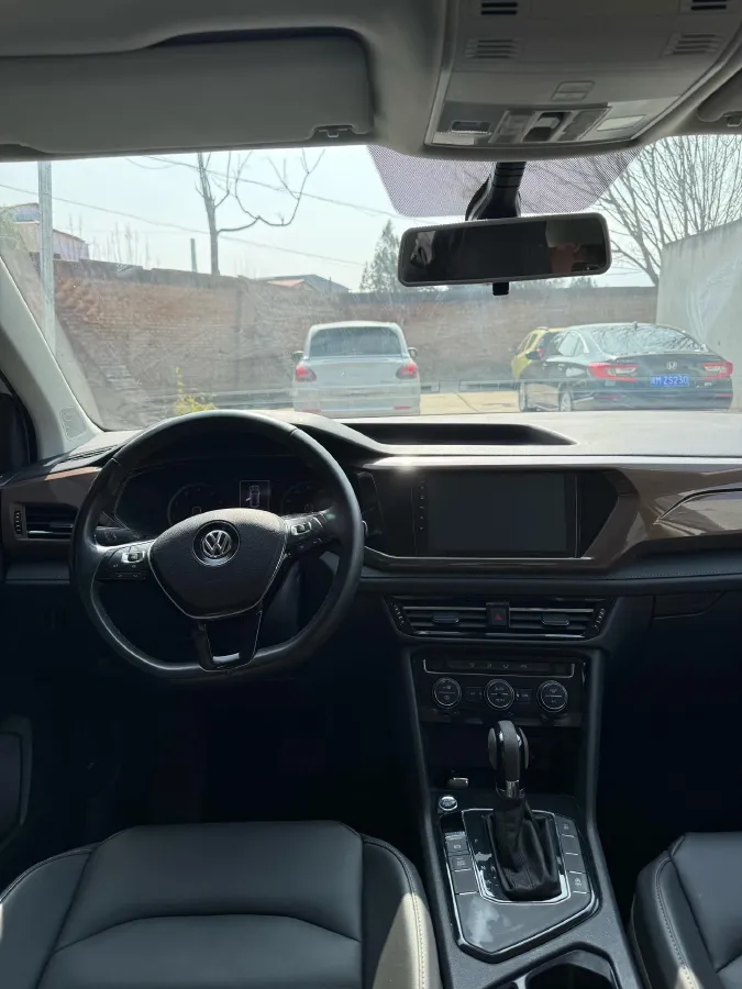 2020 Volkswagen Tharu 1.4T 150HP L4 7DCT,autocango,china used car exporter,china ev exporter,chinese used car exporter,chinese used ev exporter