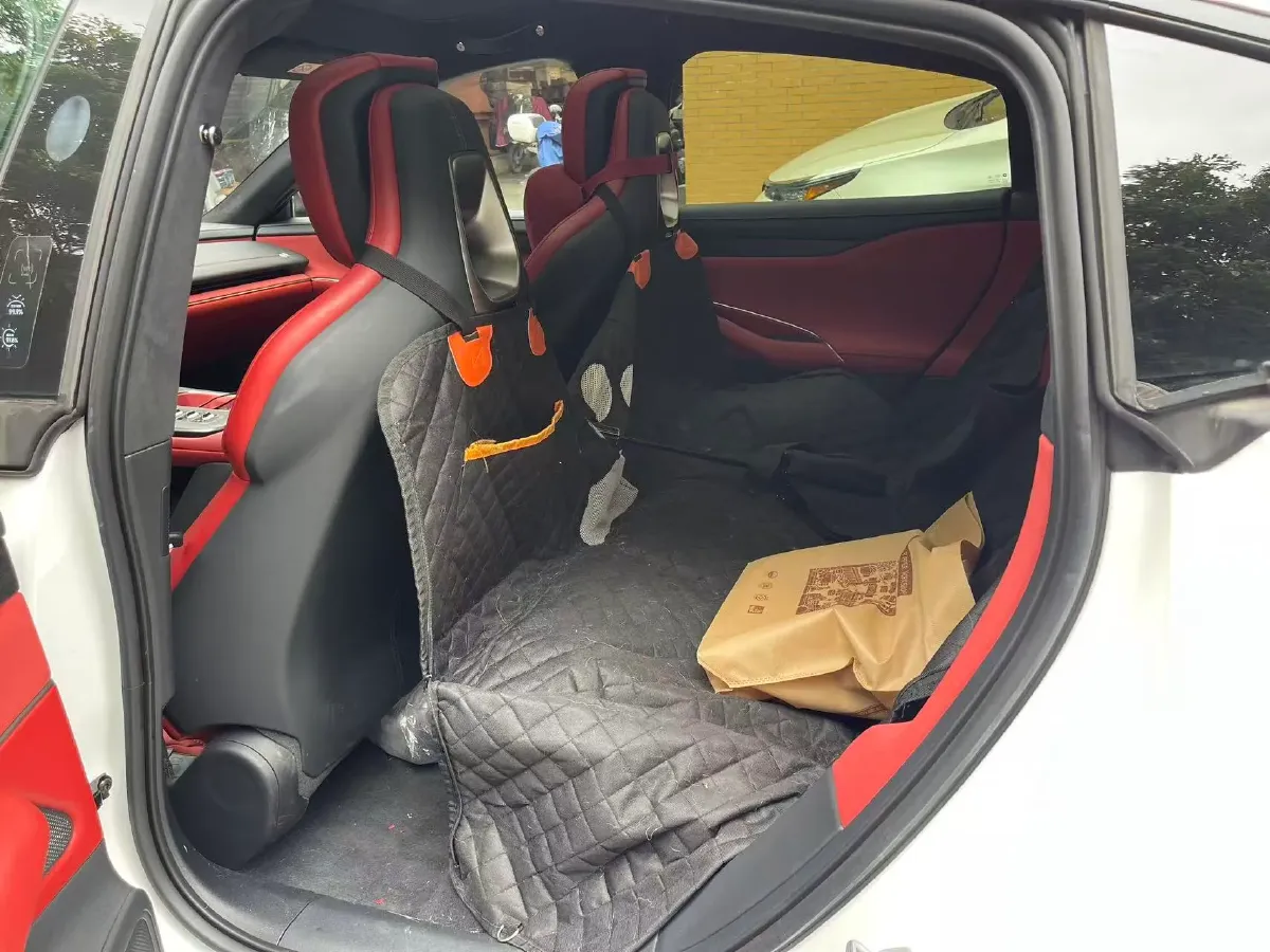 2024 MI SU7 BEV 101KWH,autocango,china used car exporter,china ev exporter,chinese used car exporter,chinese used ev exporter