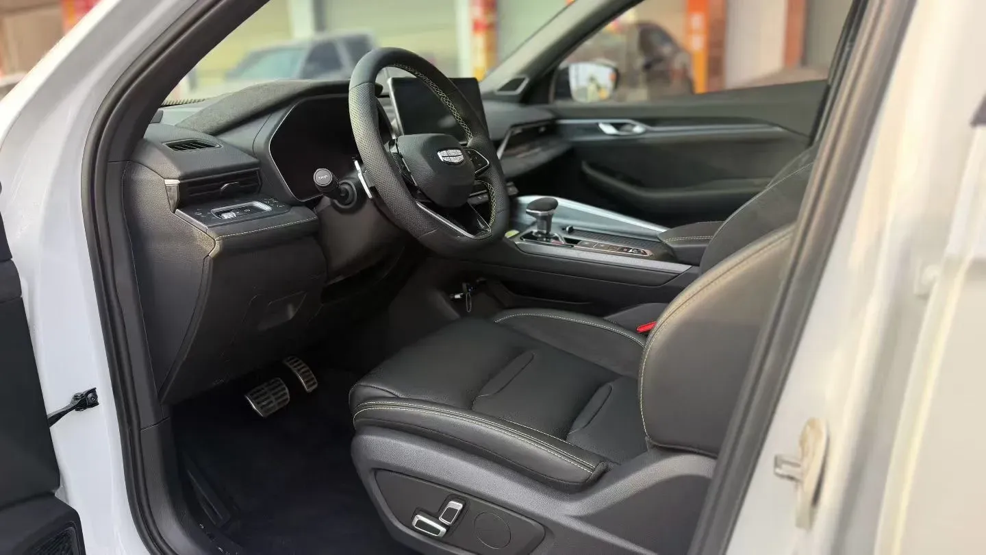 2021 Geely Preface 2.0T 190HP L4 7DCT,autocango,china used car exporter,china ev exporter,chinese used car exporter,chinese used ev exporter