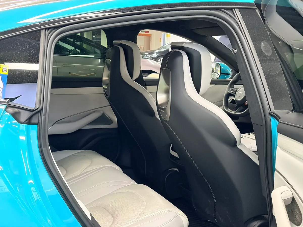 2024 MI SU7 BEV 101KWH,autocango,china used car exporter,china ev exporter,chinese used car exporter,chinese used ev exporter