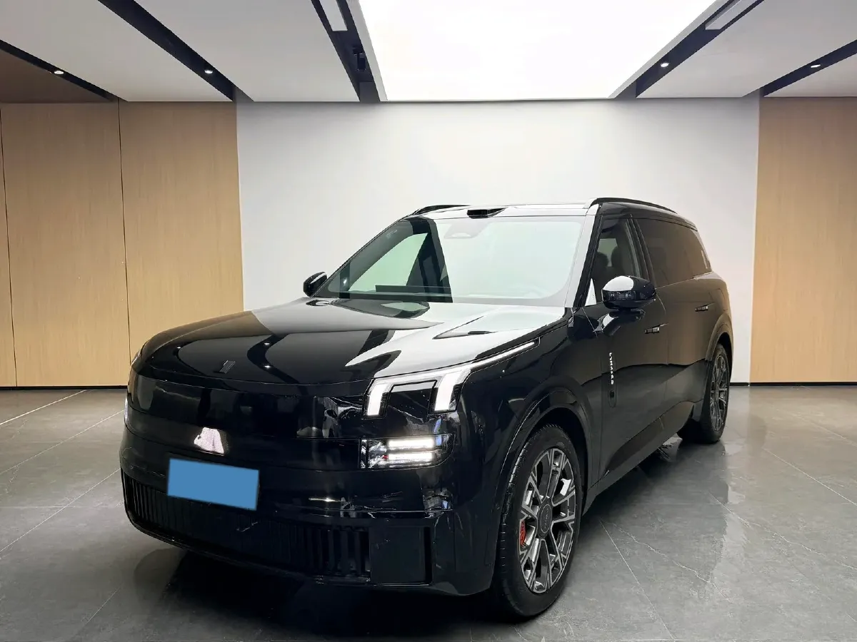 2025 LYNK&CO 900 2.0T 254HP L4 3DHT PHEV,autocango,china used car exporter,china ev exporter,chinese used car exporter,chinese used ev exporter