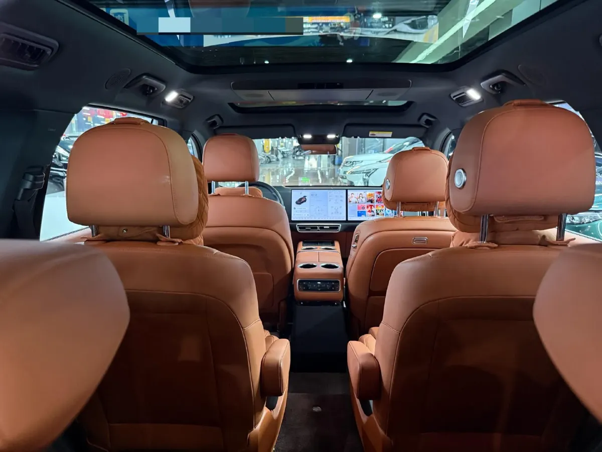 2024 Li L9 Range Extended 154HP REEV 52.3KWH,autocango,china used car exporter,china ev exporter,chinese used car exporter,chinese used ev exporter