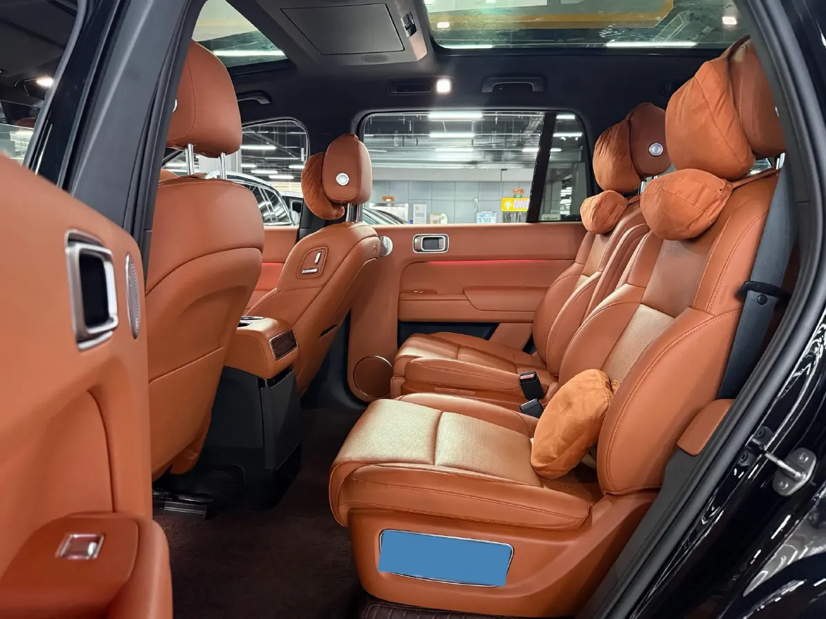 2024 Li L9 Range Extended 154HP REEV 52.3KWH,autocango,china used car exporter,china ev exporter,chinese used car exporter,chinese used ev exporter