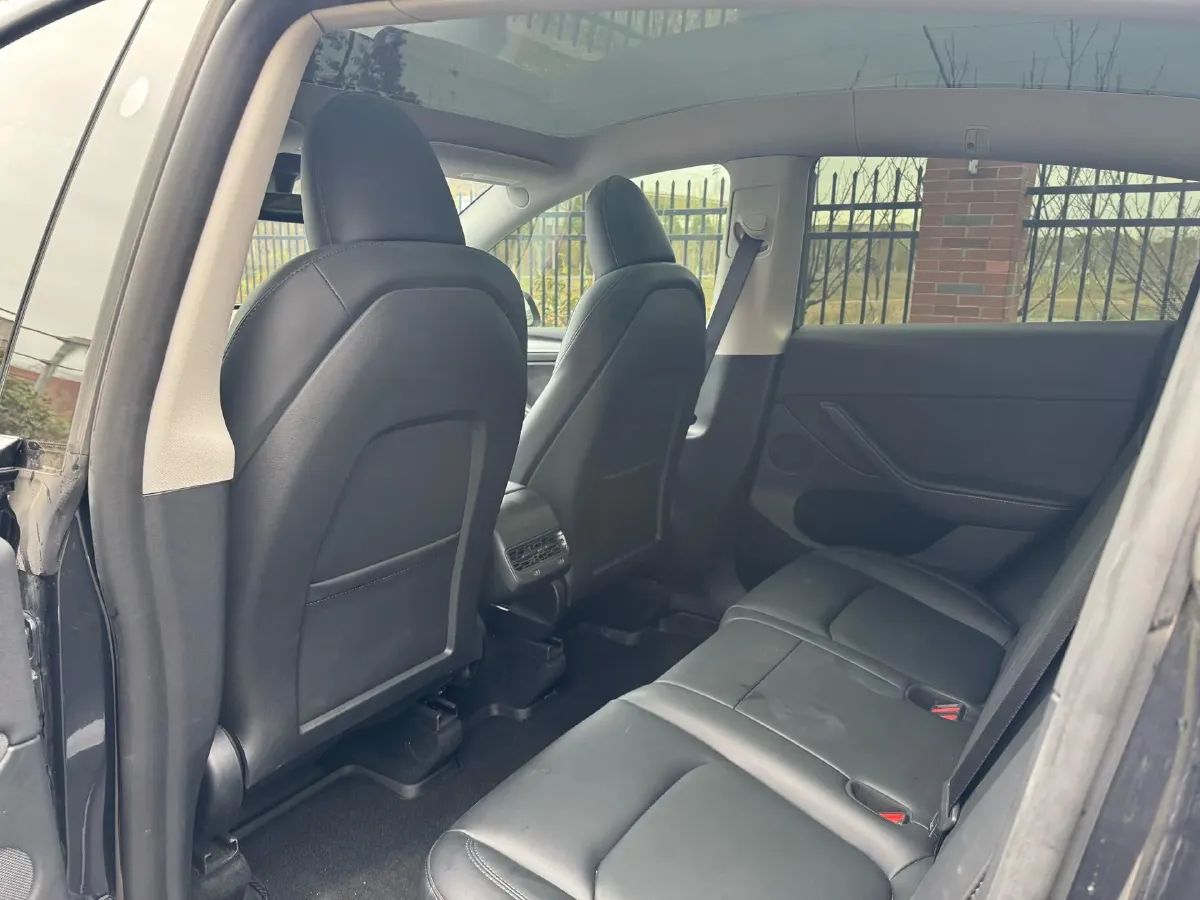 2024 Iveco OuSheng BEV 77.28KWH,autocango,china used car exporter,china ev exporter,chinese used car exporter,chinese used ev exporter