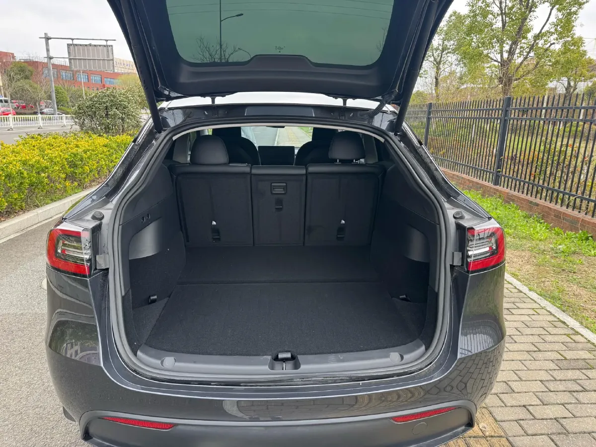 2024 Iveco OuSheng BEV 77.28KWH,autocango,china used car exporter,china ev exporter,chinese used car exporter,chinese used ev exporter