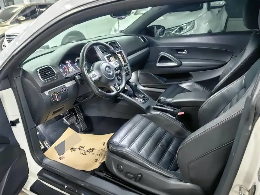 2011 Volkswagen Scirocco 2.0T 211HP L4 6DCT,autocango,china used car exporter,china ev exporter,chinese used car exporter,chinese used ev exporter