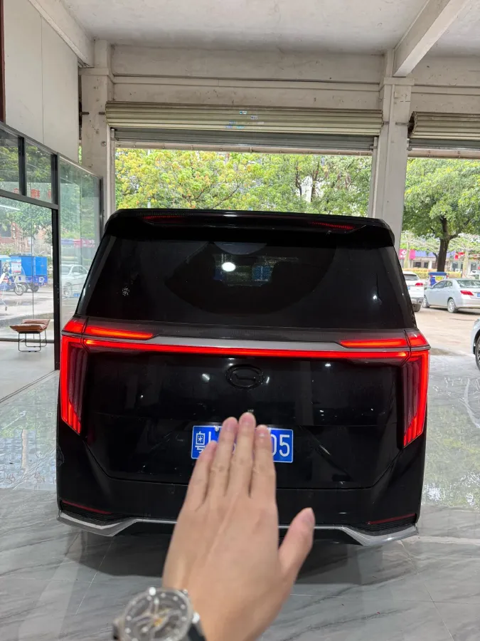 2023 GAC Trumpchi M8 2.0T 252HP L4 8AT,autocango,china used car exporter,china ev exporter,chinese used car exporter,chinese used ev exporter