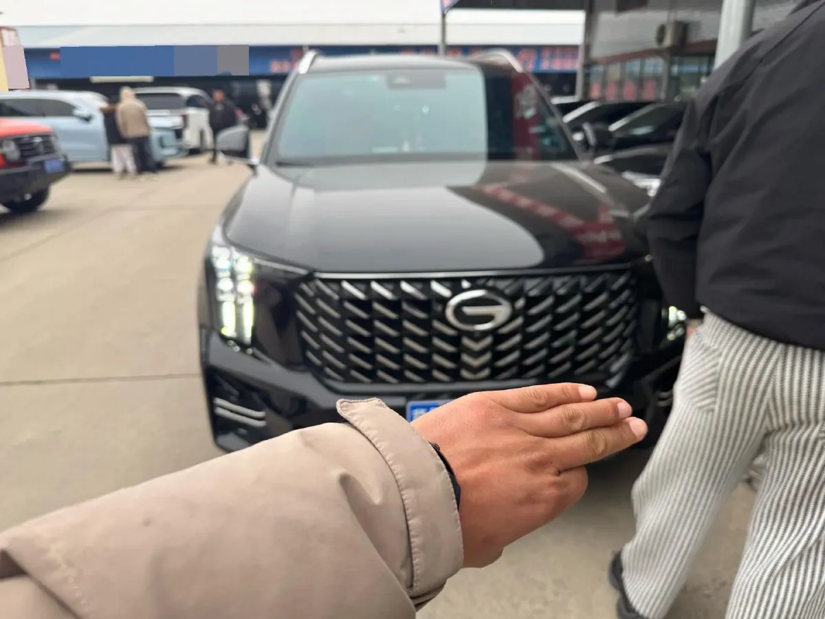 2022 GAC Trumpchi GS8 2.0T 252HP L4 8AT,autocango,china used car exporter,china ev exporter,chinese used car exporter,chinese used ev exporter