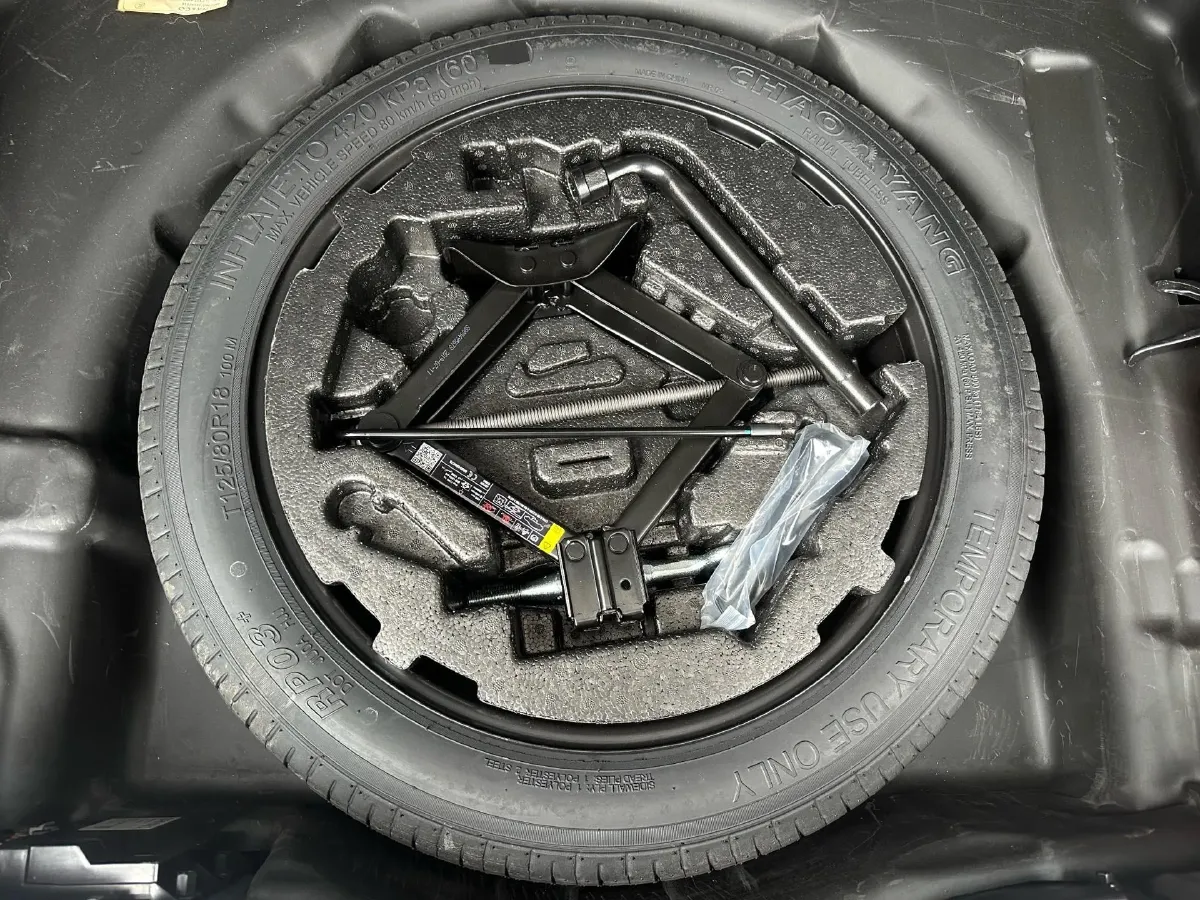 2019 LYNK&CO 01 2.0T 190HP L4 6AT,autocango,china used car exporter,china ev exporter,chinese used car exporter,chinese used ev exporter