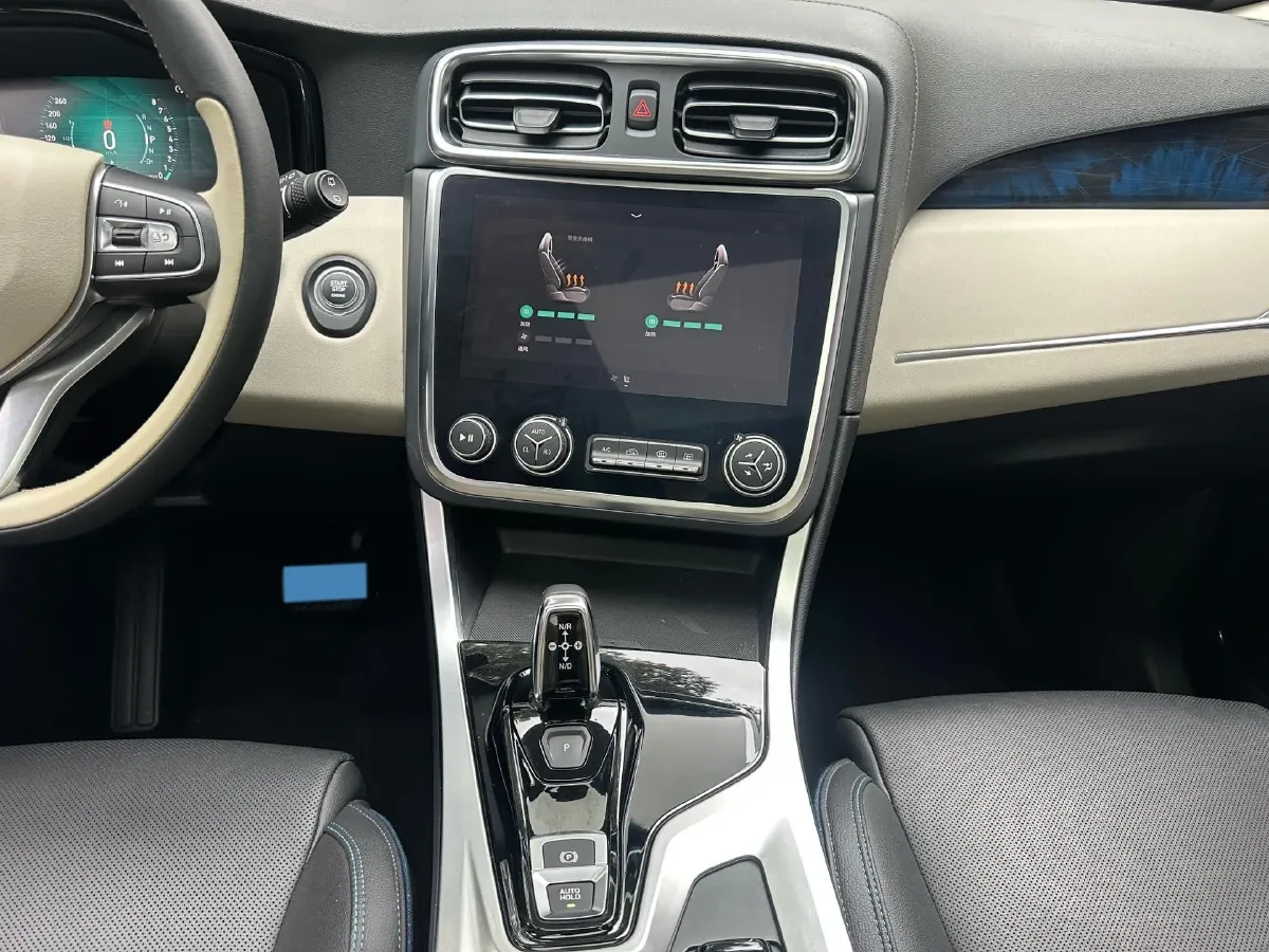 2019 LYNK&CO 01 2.0T 190HP L4 6AT,autocango,china used car exporter,china ev exporter,chinese used car exporter,chinese used ev exporter