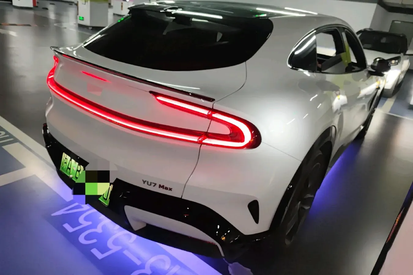 2025 MI YU7 BEV 101.7KWH,autocango,china used car exporter,china ev exporter,chinese used car exporter,chinese used ev exporter