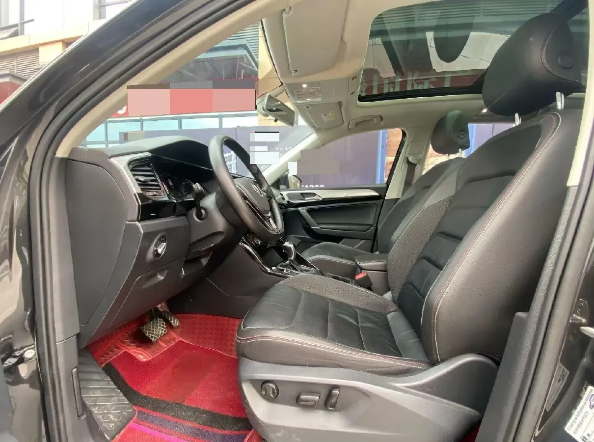 2019 Jeep Cherokee 2.0T 234HP L4 9AT,autocango,china used car exporter,china ev exporter,chinese used car exporter,chinese used ev exporter