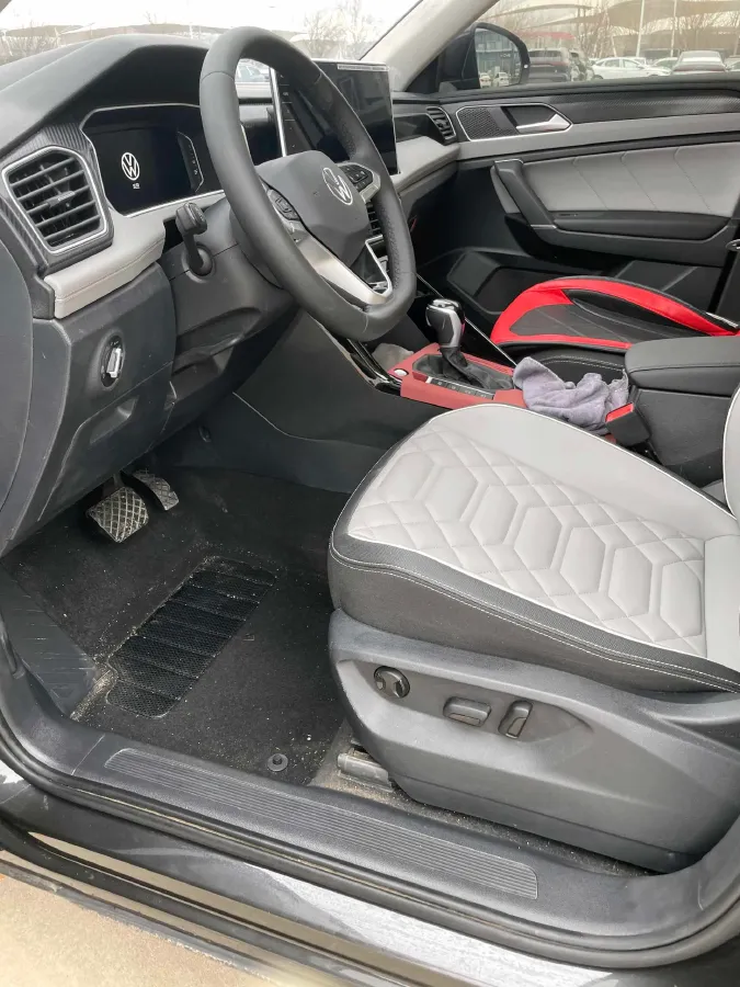 2025 Volkswagen Tayron 1.5T 160HP L4 7DCT,autocango,china used car exporter,china ev exporter,chinese used car exporter,chinese used ev exporter