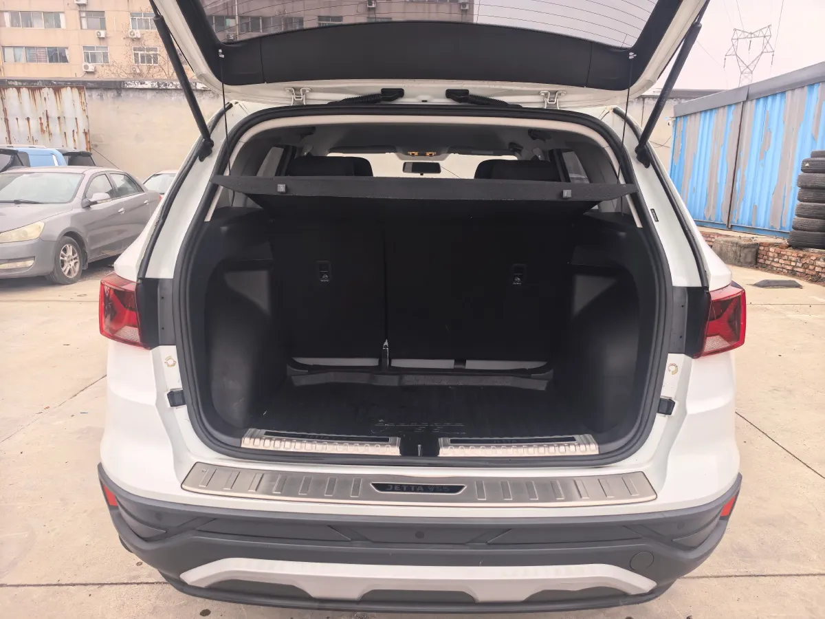 2022 Jetta VS5 1.4T 150HP L4 5MT,autocango,china used car exporter,china ev exporter,chinese used car exporter,chinese used ev exporter