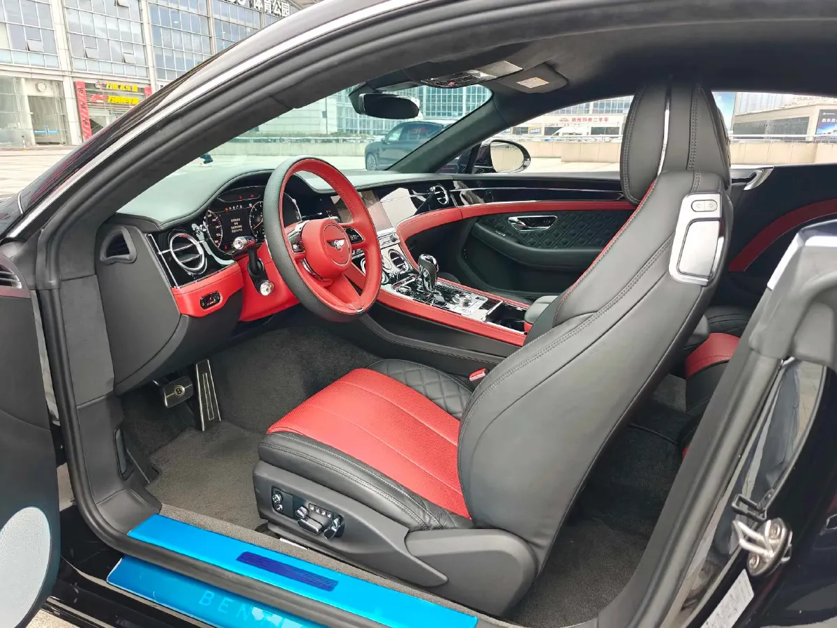 2020 Bentley Continental 4.0T 549HP V8 8DCT,autocango,china used car exporter,china ev exporter,chinese used car exporter,chinese used ev exporter