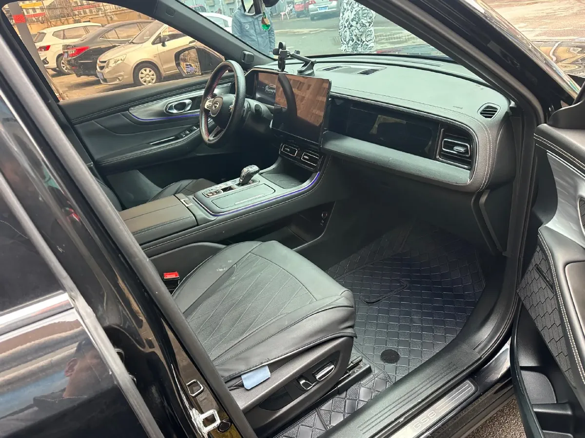 2022 GAC Trumpchi GS8 2.0T 252HP L4 8AT,autocango,china used car exporter,china ev exporter,chinese used car exporter,chinese used ev exporter