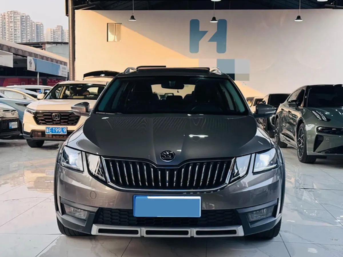 2018 Skoda Octavia 1.4T 150HP L4 7DCT,autocango,china used car exporter,china ev exporter,chinese used car exporter,chinese used ev exporter