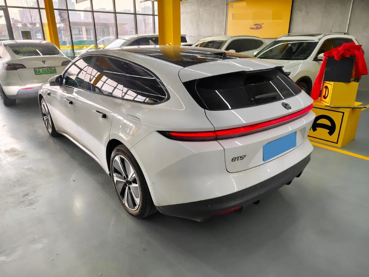 2024 NIO ET5T BEV 75KWH,autocango,china used car exporter,china ev exporter,chinese used car exporter,chinese used ev exporter