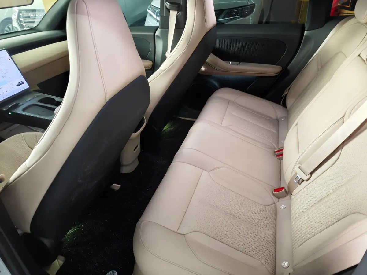 2024 NIO ET5T BEV 75KWH,autocango,china used car exporter,china ev exporter,chinese used car exporter,chinese used ev exporter