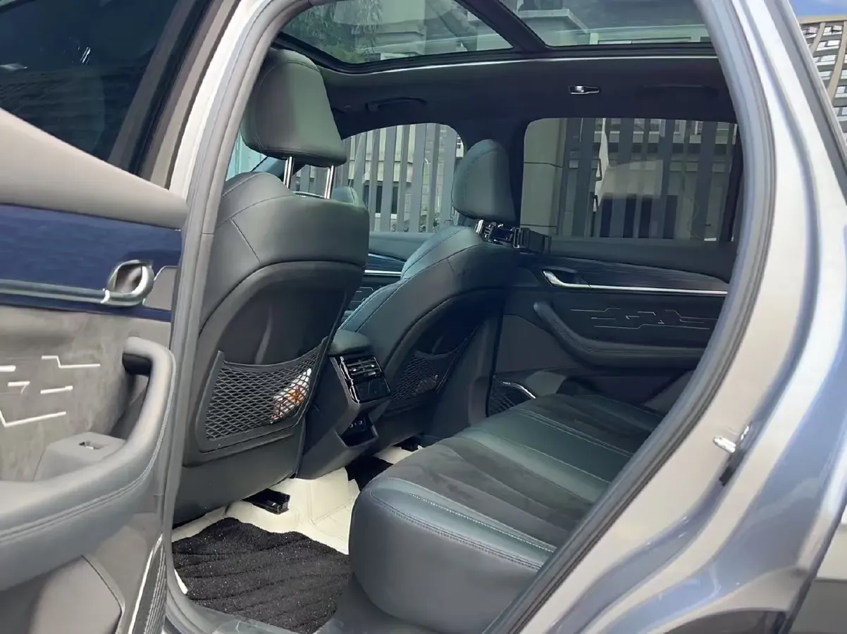 2024 Geely Monjaro 2.0T 238HP L4 8AT,autocango,china used car exporter,china ev exporter,chinese used car exporter,chinese used ev exporter