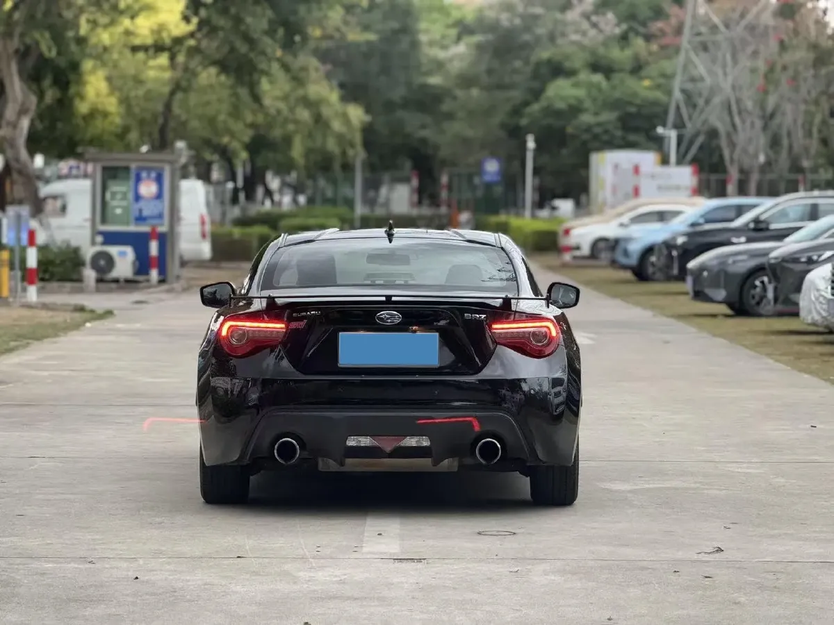 2019 Ford Focus 2.3T 280HP L4 6MT,autocango,china used car exporter,china ev exporter,chinese used car exporter,chinese used ev exporter