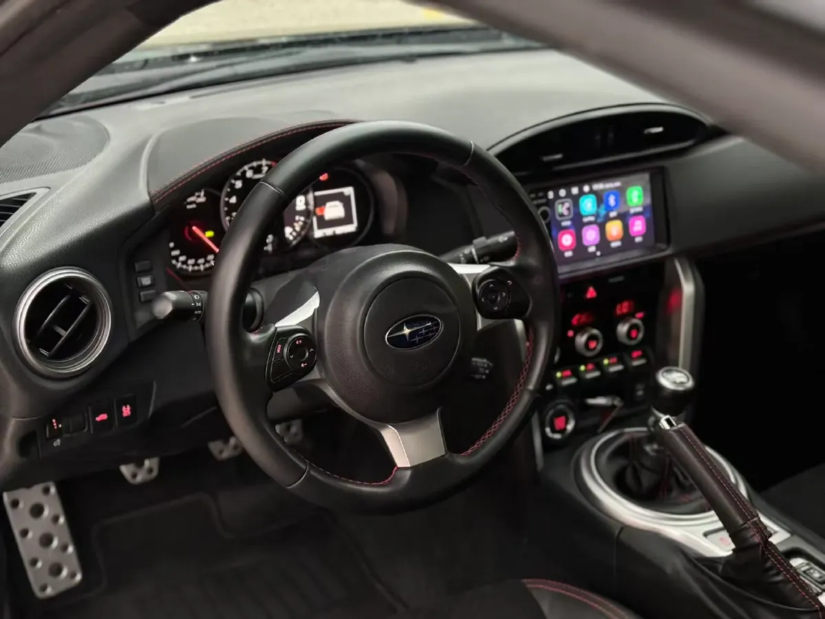 2019 Ford Focus 2.3T 280HP L4 6MT,autocango,china used car exporter,china ev exporter,chinese used car exporter,chinese used ev exporter