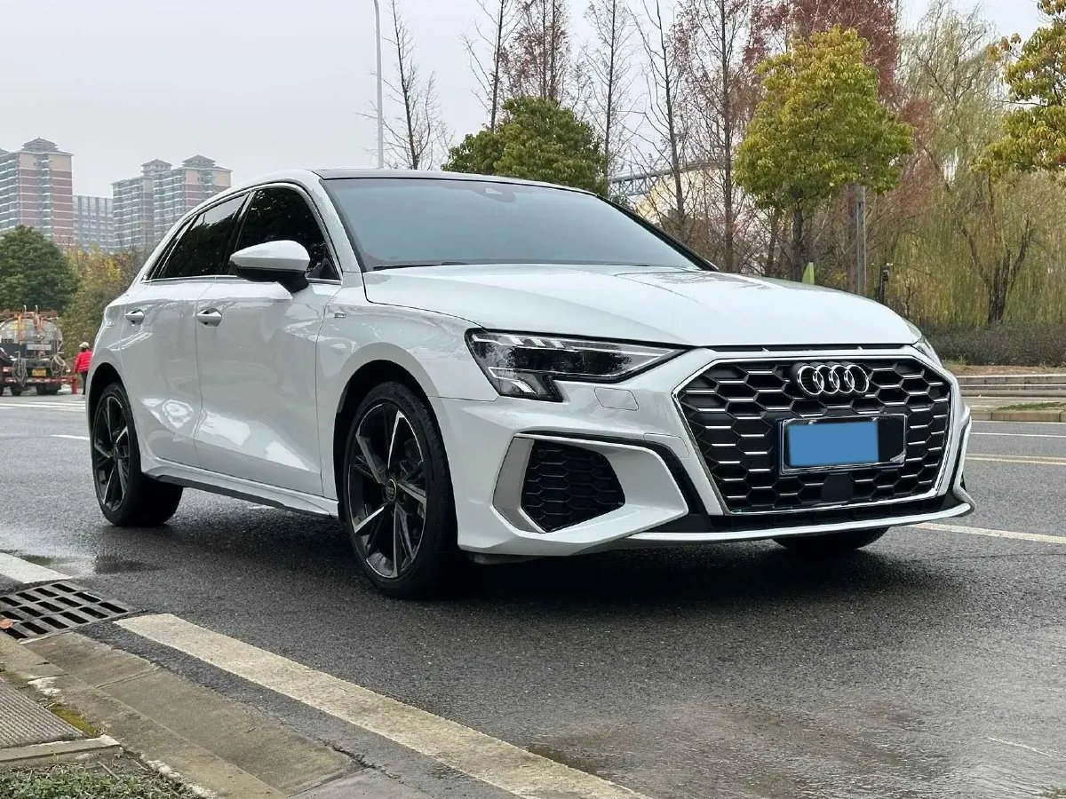 2022 Audi A3 1.4T 150HP L4 7DCT,autocango,china used car exporter,china ev exporter,chinese used car exporter,chinese used ev exporter