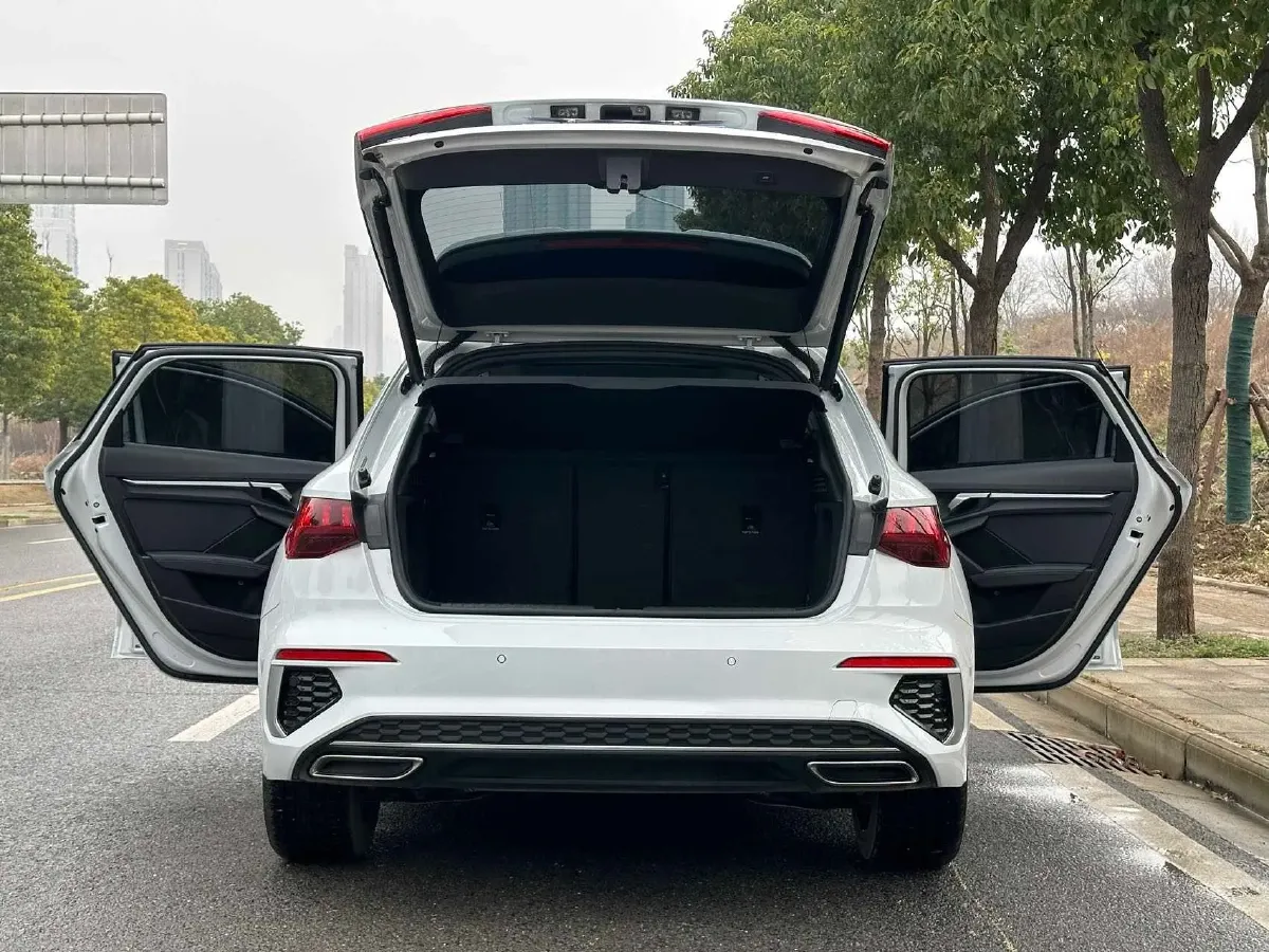 2022 Audi A3 1.4T 150HP L4 7DCT,autocango,china used car exporter,china ev exporter,chinese used car exporter,chinese used ev exporter