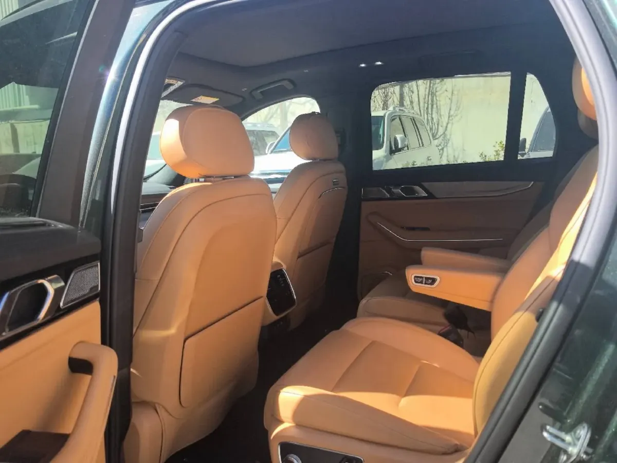 2024 LYNK&CO 09 EM-P 2.0T 254HP L4 3DHT PHEV 40.1KWH,autocango,china used car exporter,china ev exporter,chinese used car exporter,chinese used ev exporter