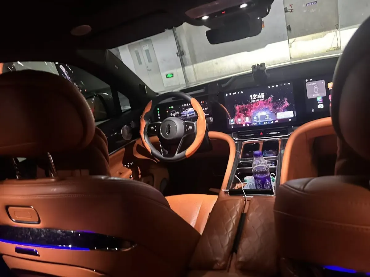 2024 AITO AITO M9 1.5T 152HP L4 REEV 42KWH,autocango,china used car exporter,china ev exporter,chinese used car exporter,chinese used ev exporter