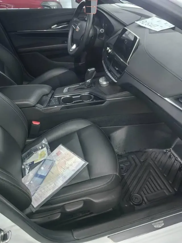 2022 Cadillac CT4 2.0T 237HP L4 8AT,autocango,china used car exporter,china ev exporter,chinese used car exporter,chinese used ev exporter