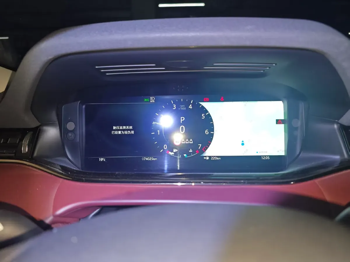 2021 Land Rover Range Rover Evoque 2.0T 249HP L4 9AT,autocango,china used car exporter,china ev exporter,chinese used car exporter,chinese used ev exporter