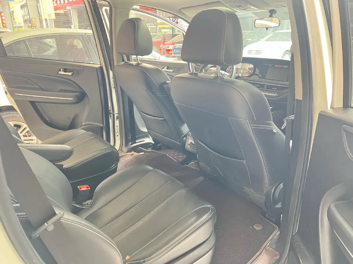 2021 GAC Trumpchi M6 1.5T 169HP L4 7DCT,autocango,china used car exporter,china ev exporter,chinese used car exporter,chinese used ev exporter