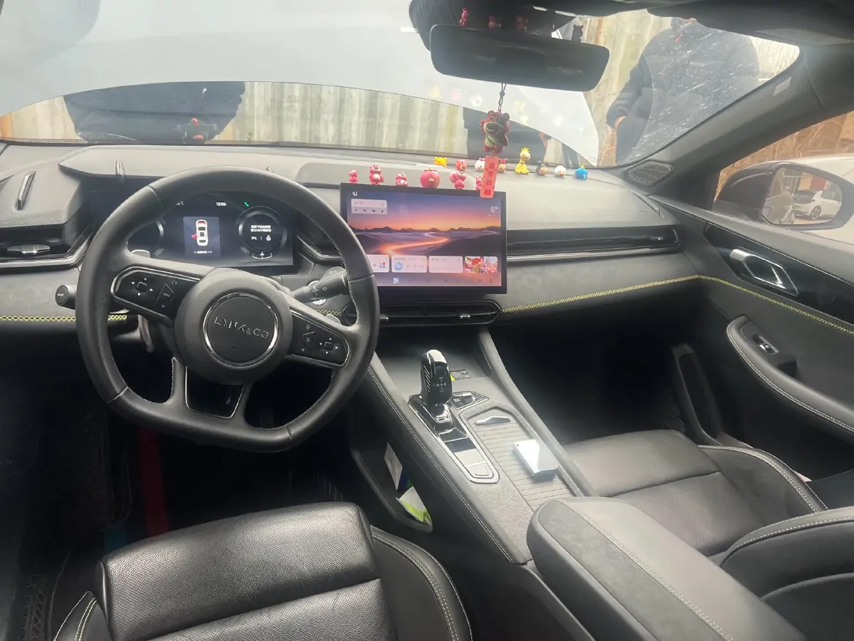 2023 LYNK&CO 03 2.0T 254HP L4 7DCT,autocango,china used car exporter,china ev exporter,chinese used car exporter,chinese used ev exporter