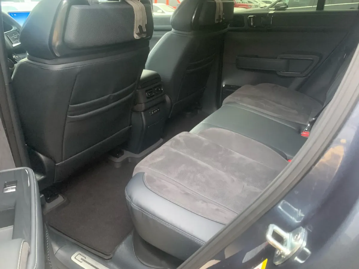 2023 Toyota Crown Kluger 2.5L 189HP L4 E-CVT Hybrid,autocango,china used car exporter,china ev exporter,chinese used car exporter,chinese used ev exporter