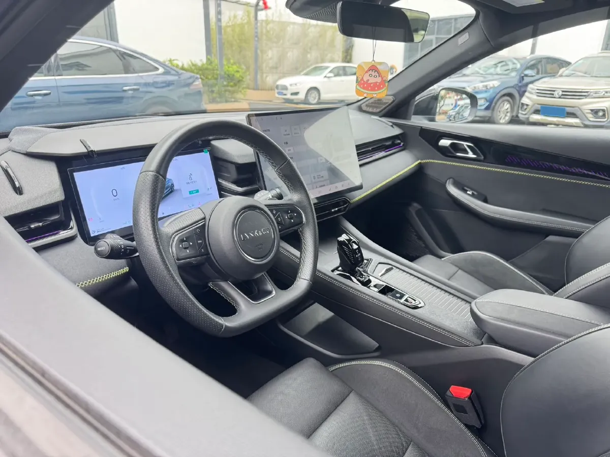 2025 LYNK&CO 03 1.5T 181HP L4 7DCT,autocango,china used car exporter,china ev exporter,chinese used car exporter,chinese used ev exporter