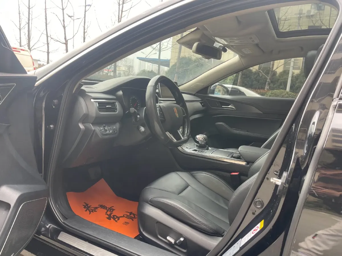 2020 HongQi H5 1.8T 197HP L4 6AT,autocango,china used car exporter,china ev exporter,chinese used car exporter,chinese used ev exporter