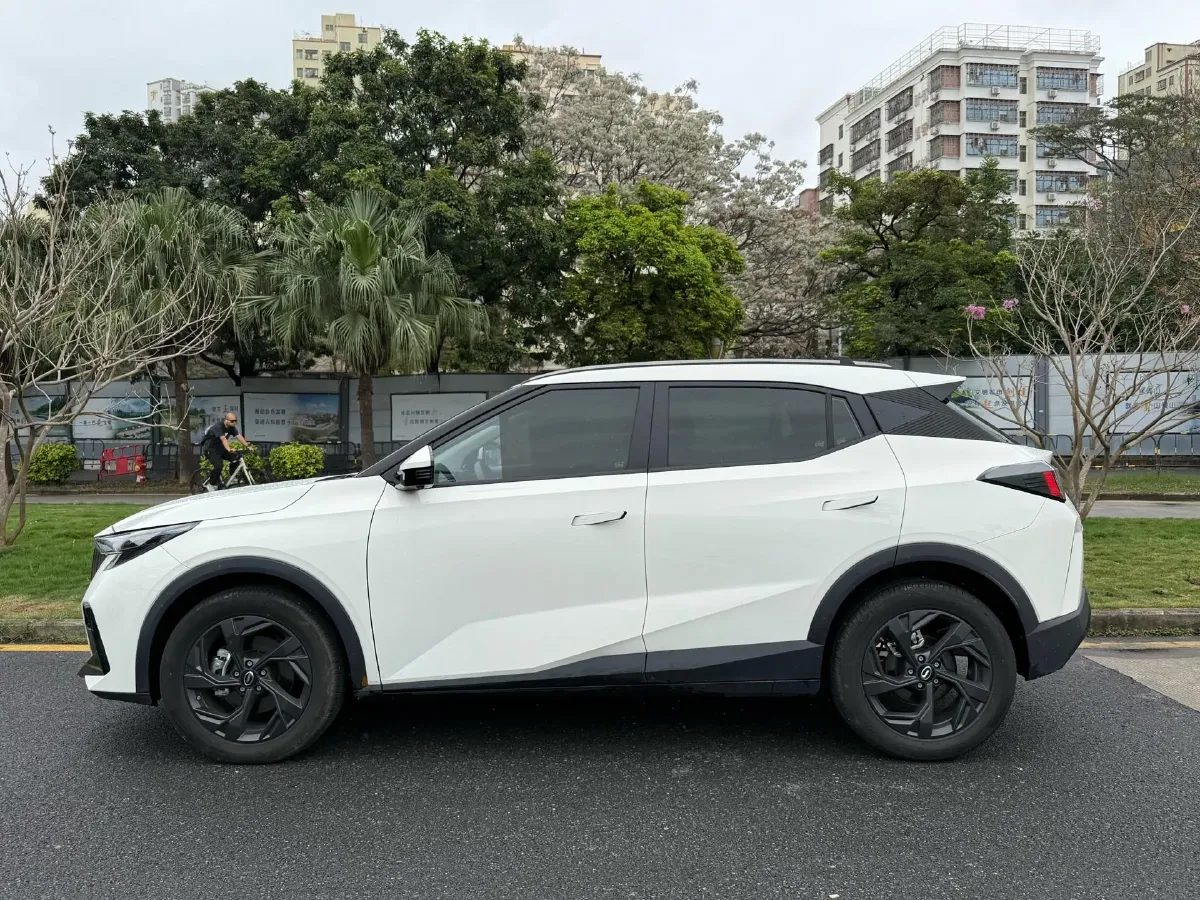 2023 GAC Trumpchi GS3 1.5T 177HP L4 7DCT,autocango,china used car exporter,china ev exporter,chinese used car exporter,chinese used ev exporter