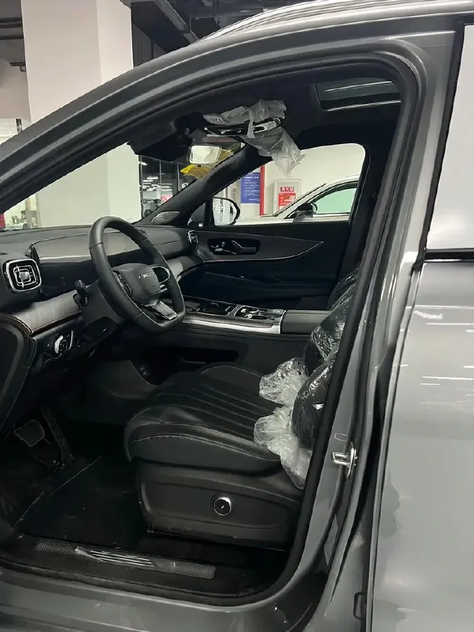 2025 Chery Tiggo 9 2.0T 261HP L4 8AT,autocango,china used car exporter,china ev exporter,chinese used car exporter,chinese used ev exporter