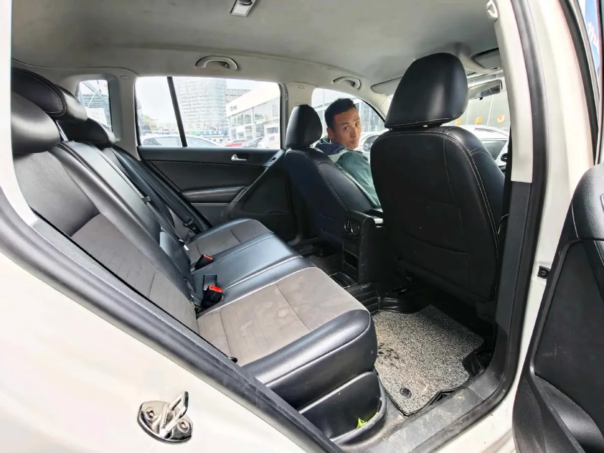 2016 Volkswagen Touran 1.4T 150HP L4 7DCT,autocango,china used car exporter,china ev exporter,chinese used car exporter,chinese used ev exporter