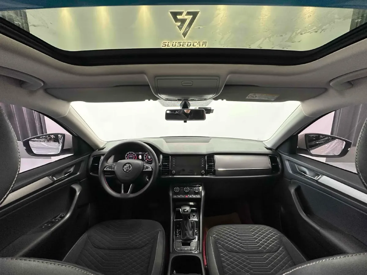 2018 Skoda Kodiak 2.0T 186HP L4 7DCT,autocango,china used car exporter,china ev exporter,chinese used car exporter,chinese used ev exporter