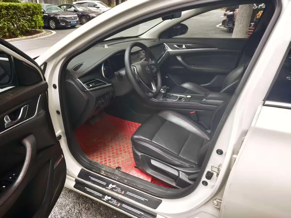 2019 ChangAn Eado 1.4T 158HP L4 7DCT,autocango,china used car exporter,china ev exporter,chinese used car exporter,chinese used ev exporter