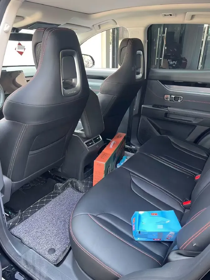 2025 Jetour DASHING 1.5T 156HP L4 6DCT,autocango,china used car exporter,china ev exporter,chinese used car exporter,chinese used ev exporter