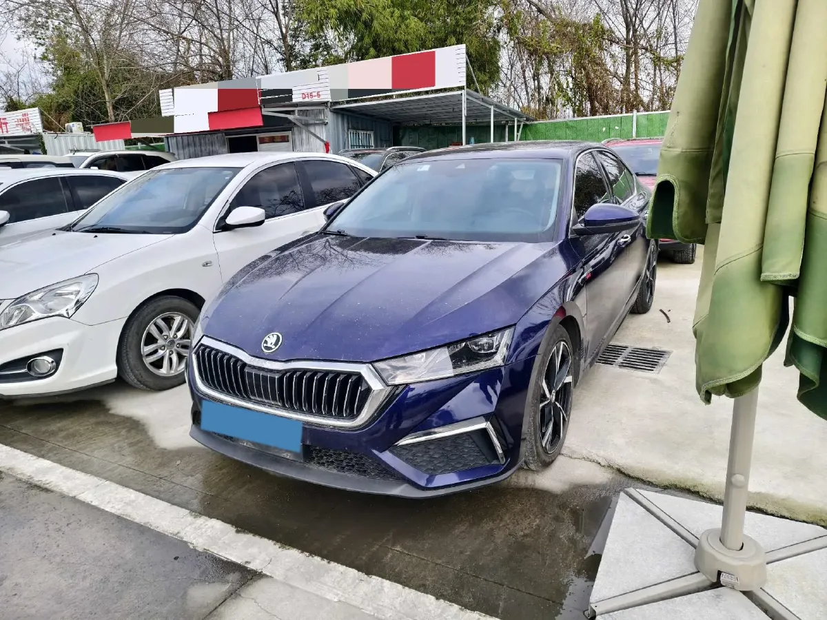 2022 Skoda Octavia 1.4T 150HP L4 7DCT,autocango,china used car exporter,china ev exporter,chinese used car exporter,chinese used ev exporter