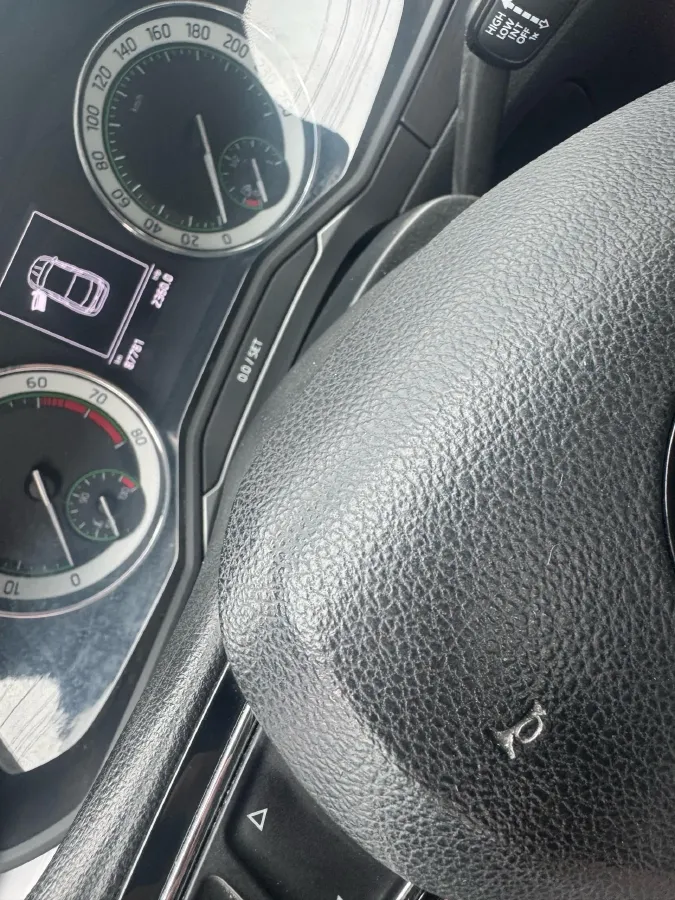 2018 Nissan Terra 2.5L 184HP L4 7AT,autocango,china used car exporter,china ev exporter,chinese used car exporter,chinese used ev exporter